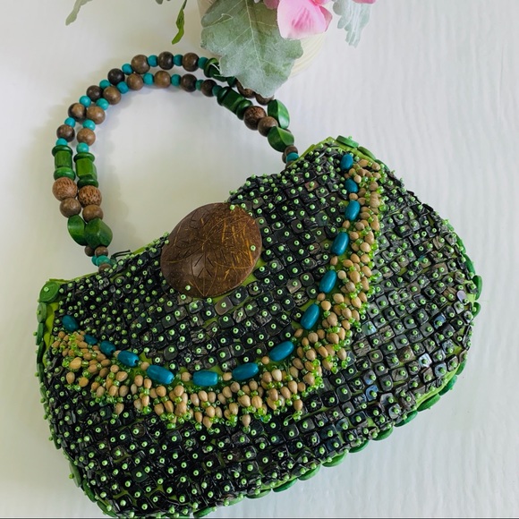 (1406) VINTAGE CEBU BEADED HANDBAG WITH WOODEN BEADS HANDLE - Picture 1 of 16